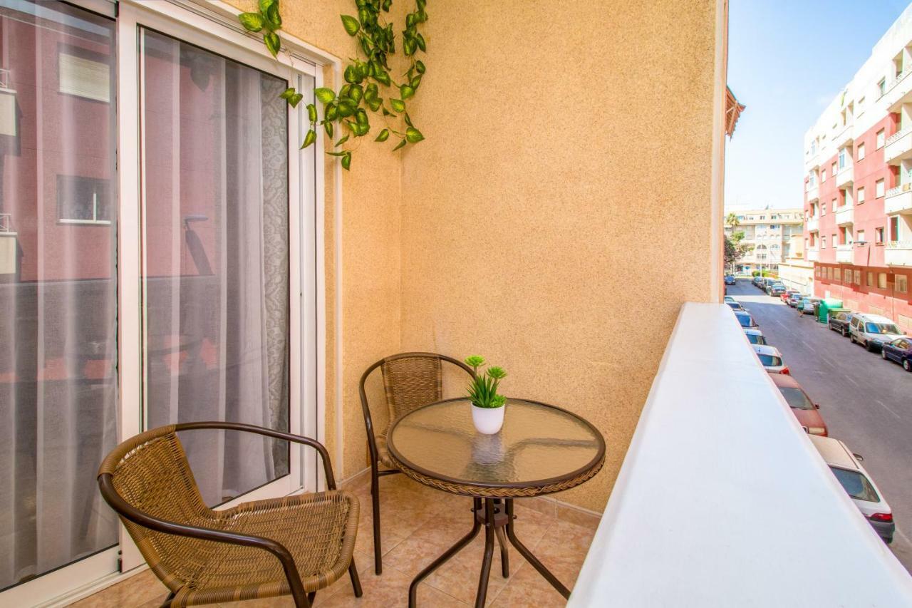 Jose Hurtado Apartamento Torrevieja Dış mekan fotoğraf